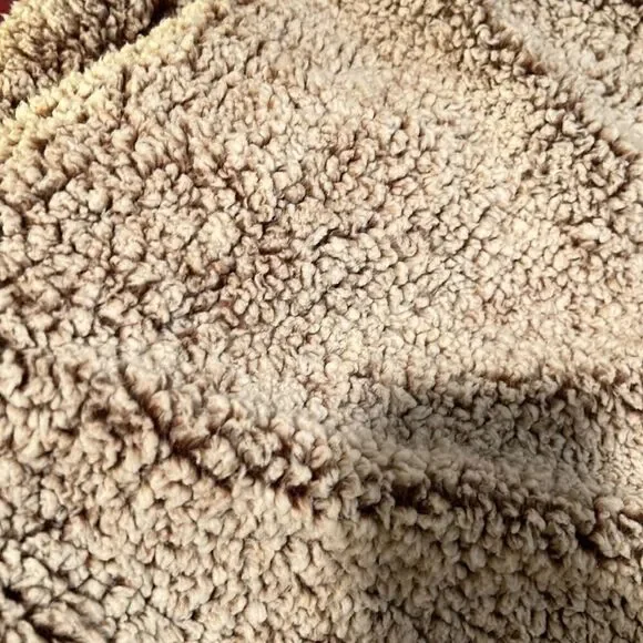 Thread & Supply pullover Sherpa size small - Picture 8 of 9
